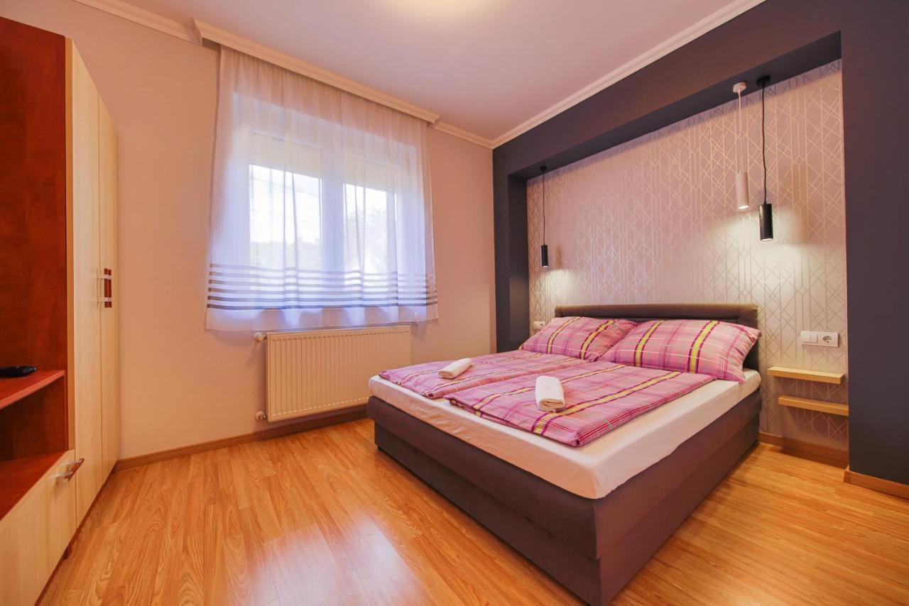 Kálvin utcai Apartmanok Hajdúszoboszló Exterior foto