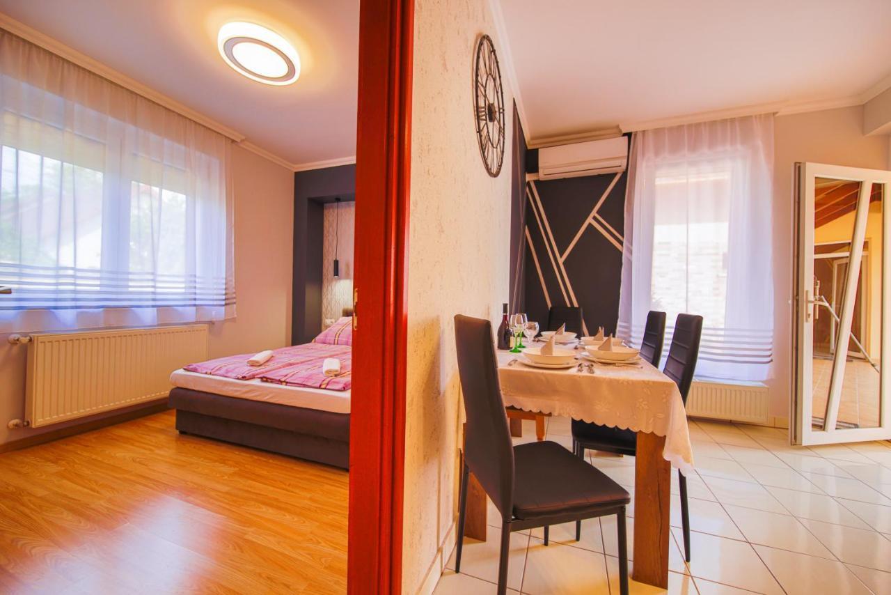 Kálvin utcai Apartmanok Hajdúszoboszló Exterior foto